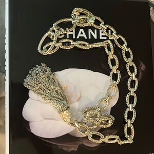 Kendra Scott Gold Necklace